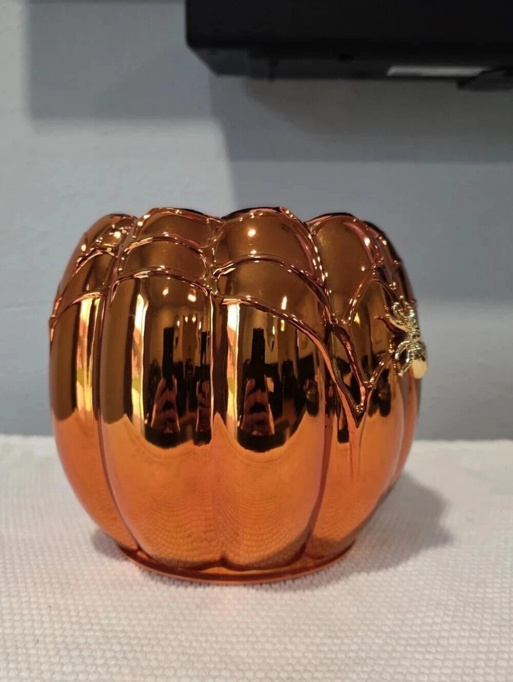 Halloween Bath & Body Works Lighted Pumpkin Skull Candle Holder
